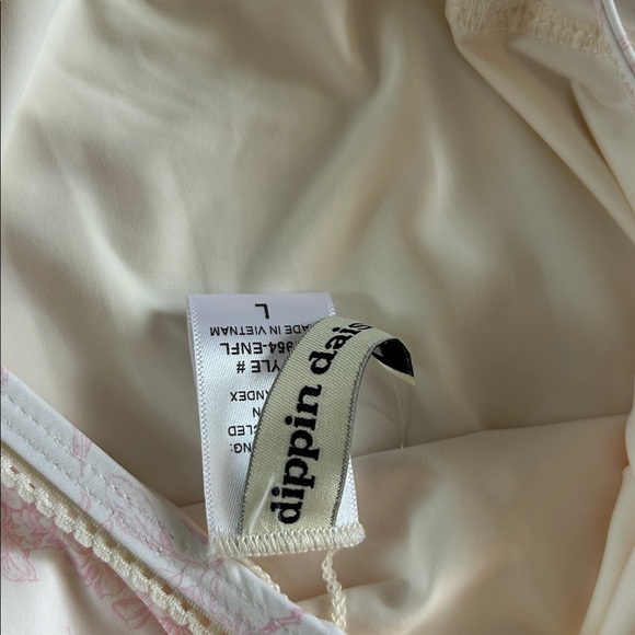NWT Dippin daisys cream pink floral novelty coquette, one piece swimsuit L - Picture 9 of 13
